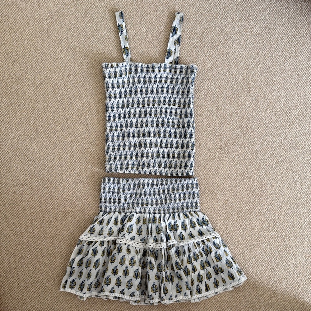 Ruched patterned top and mini skirt